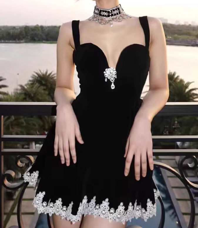 Fashion Black Sweetheart Neck A-Line Satin Lace Short Evening Gowns Party Dresses ED03000