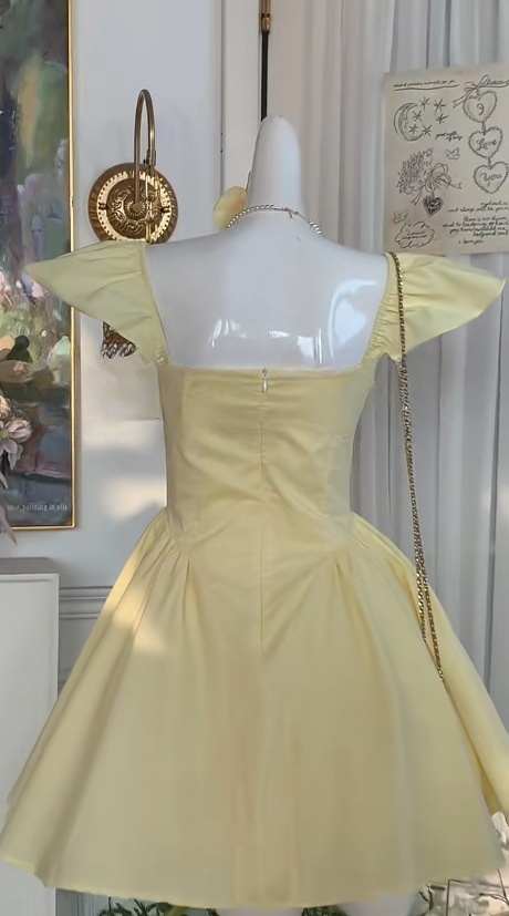 Gorgeous Butter Yellow Square Neck A-Line Short Birthday Party Dress Sweet Homecoming Dress ED03003