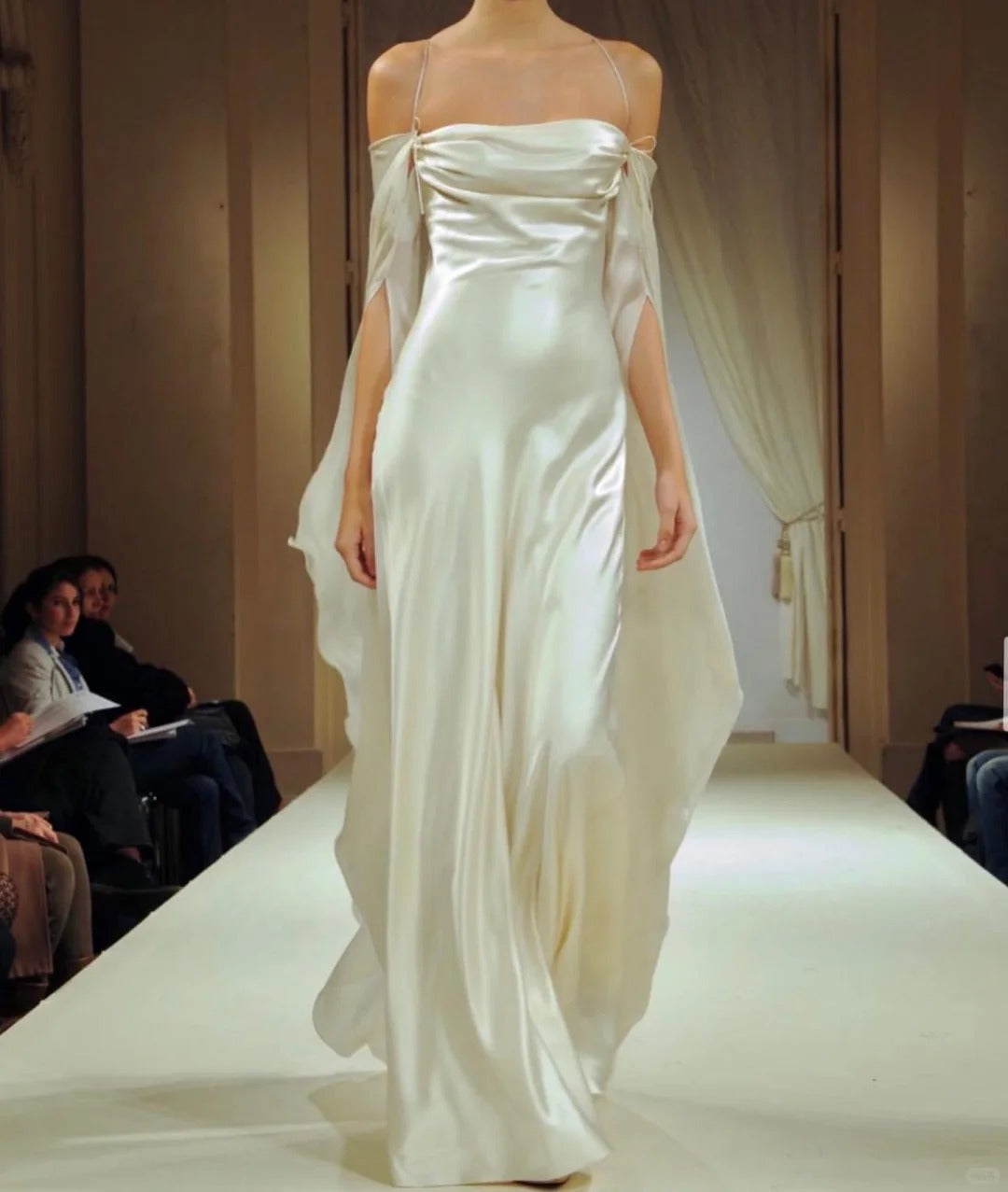 Elegant White Spaghetti Straps Sheath Satin Long Prom Dresses Formal Evening Dresses with Open Back ED03019