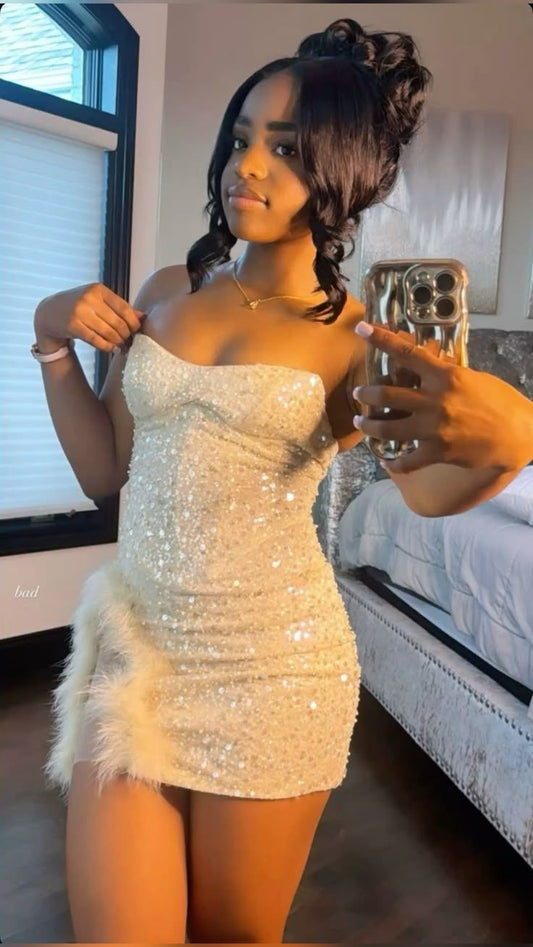 Gorgeous White Strapless Bodycon Sequined Short Party Dresses Homecoming Dress with Slits ED03031