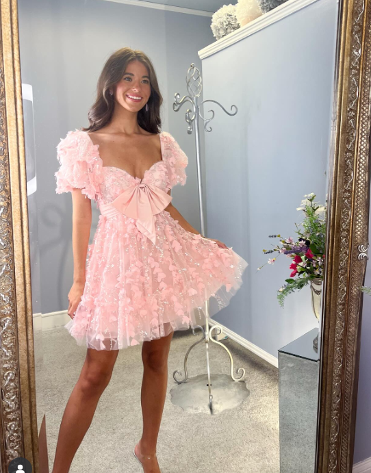 Gorgeous Pink Sweetheart Neck A-Line Tulle Applique Short Prom Dresses Sweet Homecoming Dress ED03039