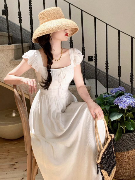 French Retro Red Square Neck Fly Sleeve Dress ED0303