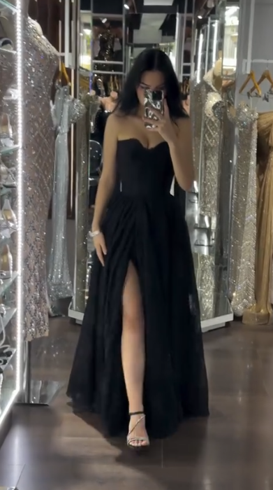 Elegant Black Strapless A-Line Tulle Long Prom Dresses Formal Evening Gowns ED03053
