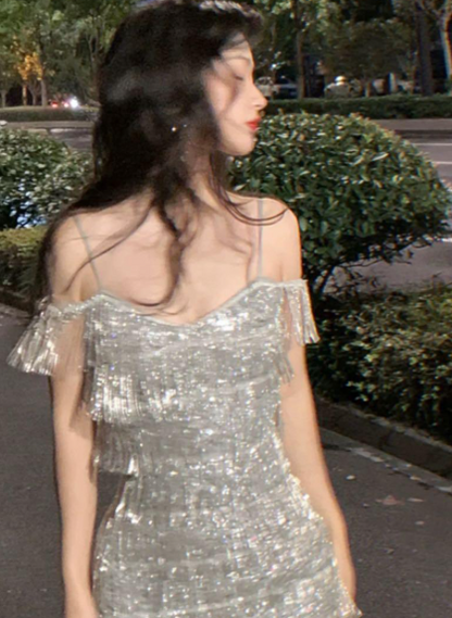 Glitter Silver Spaghetti Strap Sheath Short Beaded Fashion Party Dress ED03065