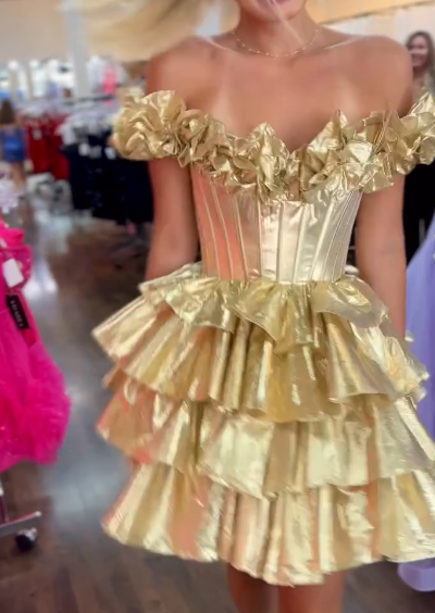 Gorgeous Gold Off-the-shoulder A-Line Taffeta Short Prom Dresses Tiered Homecoming Dress ED03074