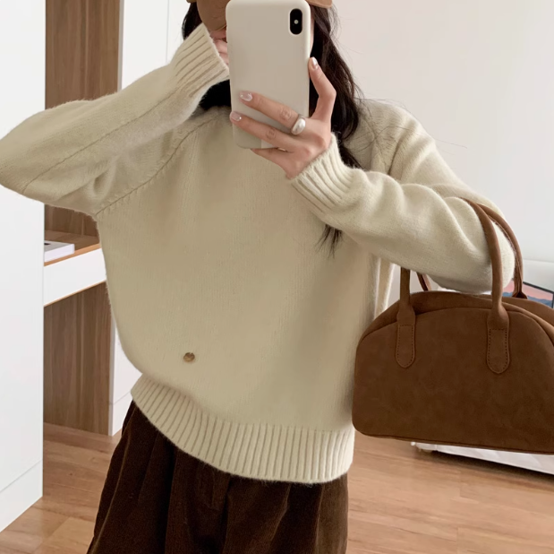Korean style gentle solid color round neck long sleeve sweater ED0311