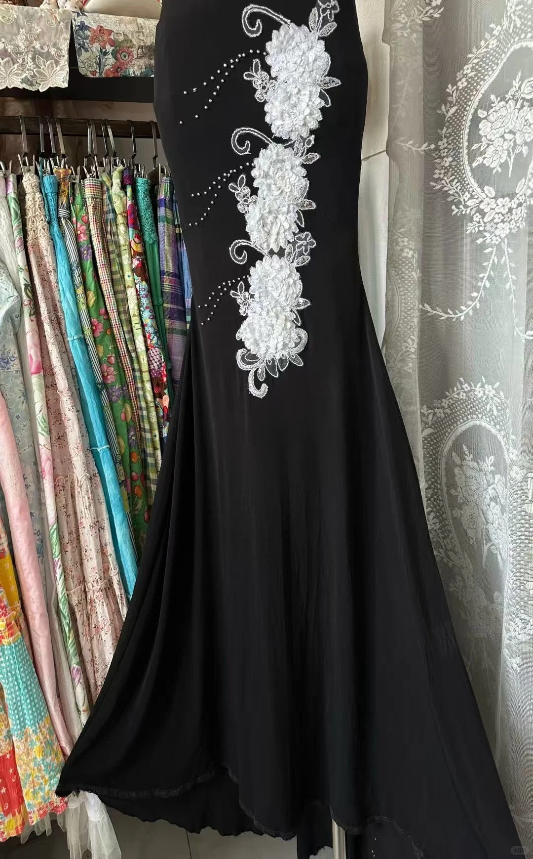 Glamour Black V-neck Mermaid Evening Gowns Beaded Chiffon Open Back Long Prom Dresses ED03136