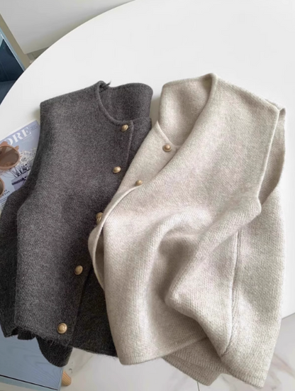 Gentle single-breasted gold button round neck knitted vest ED0315