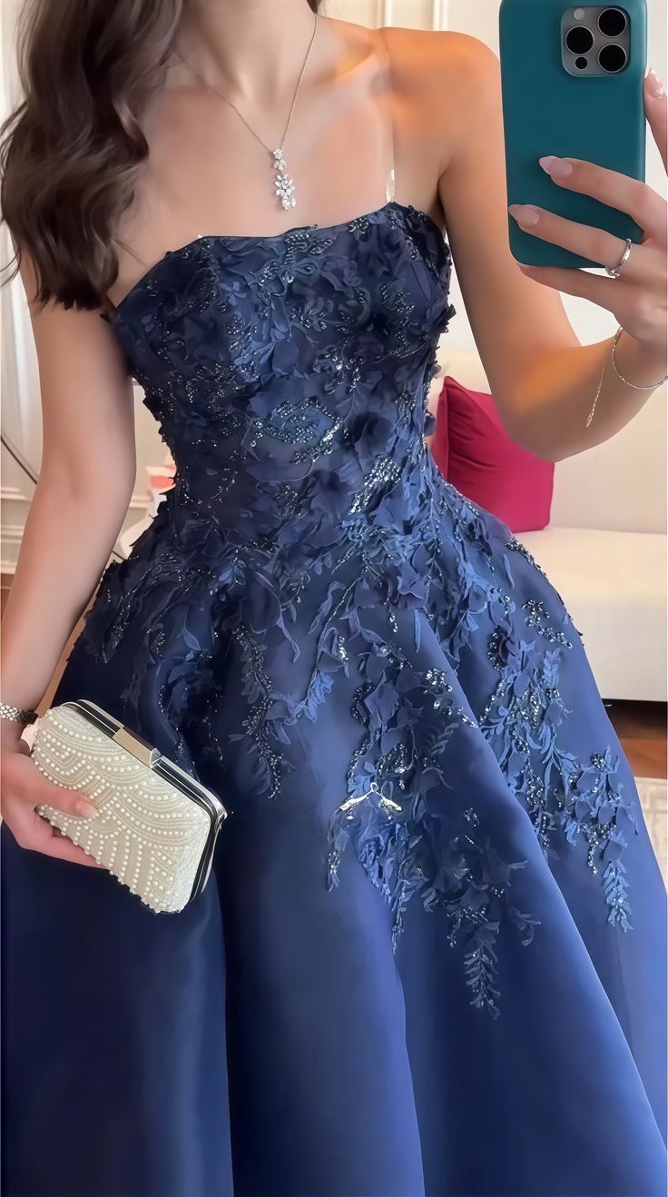 Glamour Navy Blue Strapless A-Line Tulle Long Prom Dresses Formal Evening Gowns with Appliques ED03169