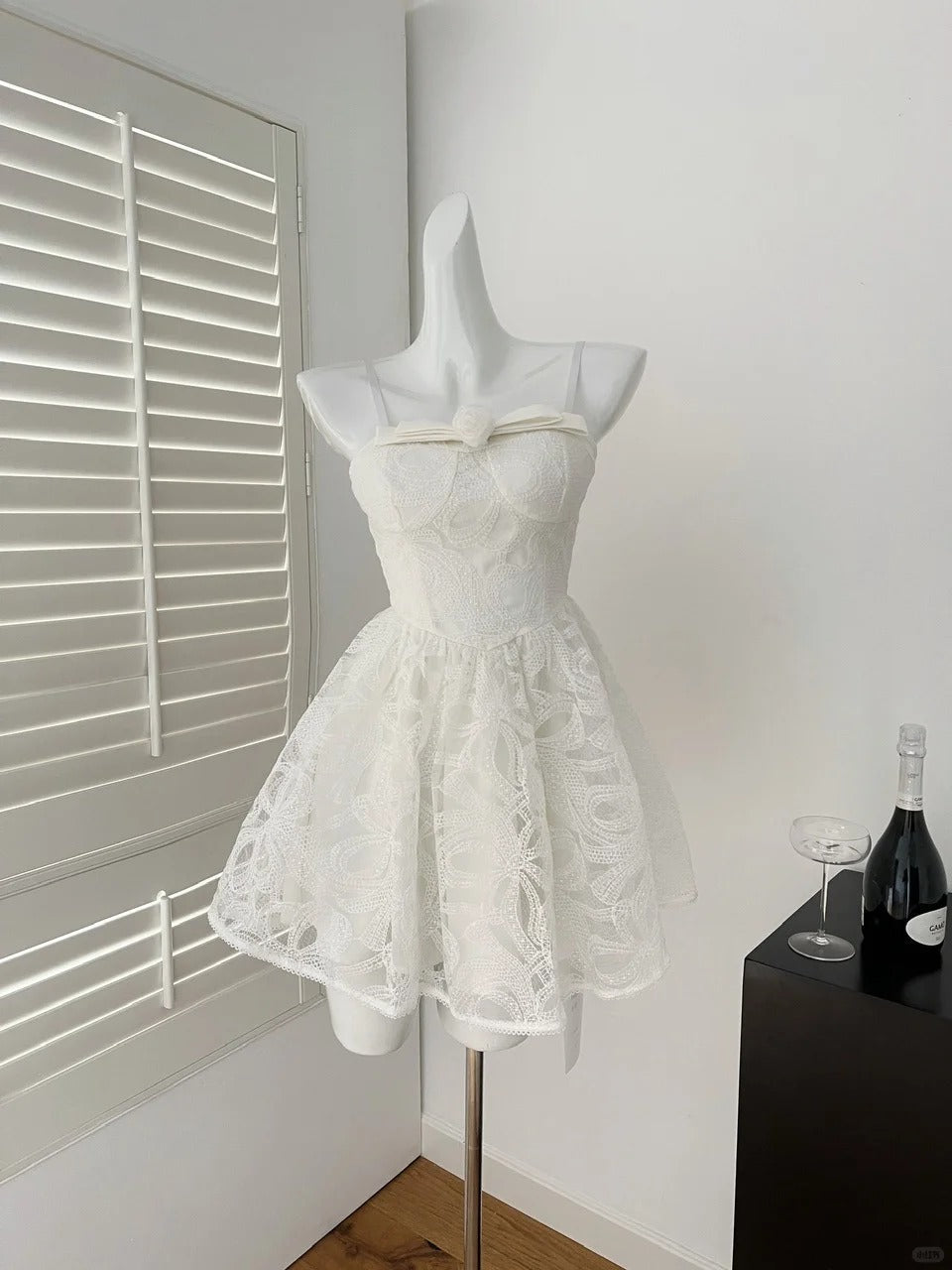 Sweet White Sweetheart Neck A-Line Lace Short Birthday Dress Pool Party Dress ED03200