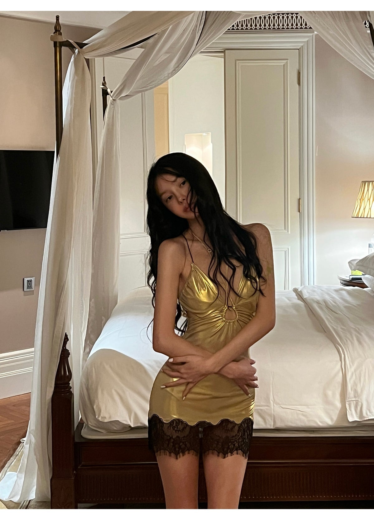 Sexy Gold Halter Neck Bodycon Satin Lace Short Outdoor Party Dress Fashion Homecoming Dress ED03226