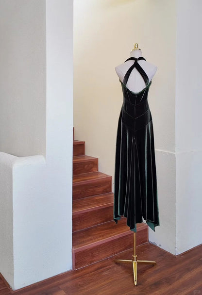 Vintage Dark Green Halter Sheath Velvet Short Prom Dresses ED03227