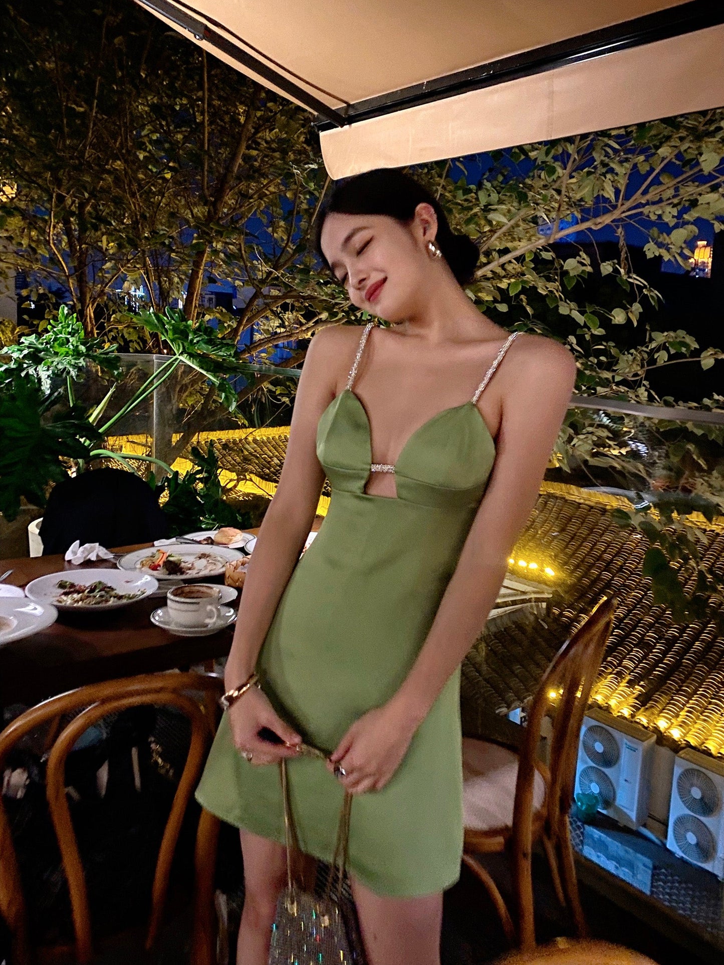 A-Line Green Spaghetti Strap Satin Short Birthday Dress Chic Outdoor Party Dress ED03294