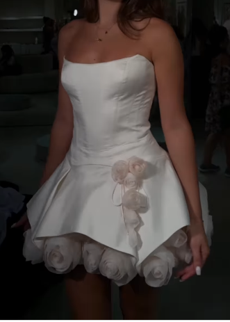 Gorgeous White A-Line Satin Short Prom Dresses, Strapless 3D Applique Homecoming Dress ED03360