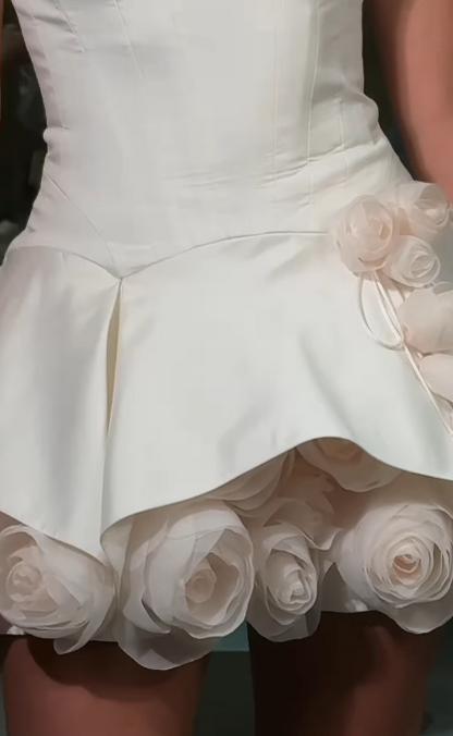 Gorgeous White A-Line Satin Short Prom Dresses, Strapless 3D Applique Homecoming Dress ED03360