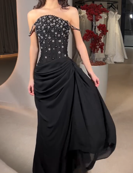 Elegant Black Spaghetti Straps Sheath Beaded Tulle Long Prom Dresses, Sweet 16 Evening Dresses ED03387