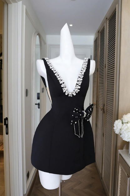 Elegant Black V-neck A-Line Satin Backless Short Homecoming Dress with Bow Party Dress ED03408