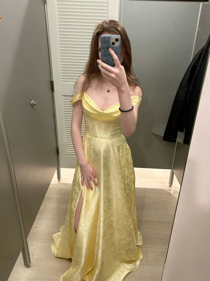 Chic Gold Off-shoulder A-Line Jacquard Satin Long Prom Dresses Sweet Graduation Evening Dresses ED03469