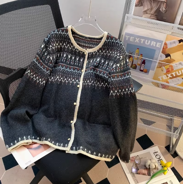 Fair Isle Vintage Jacquard Knit Cardigan ED0350