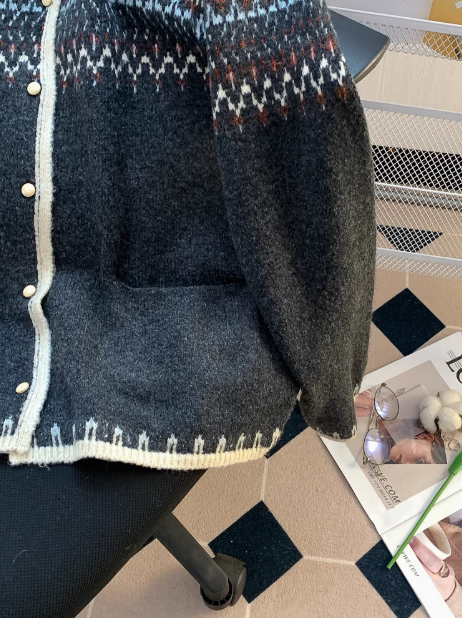 Fair Isle Vintage Jacquard Knit Cardigan ED0350