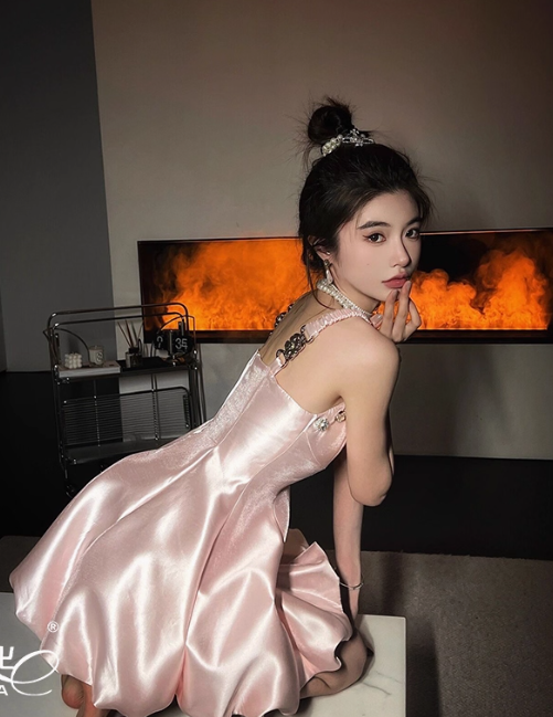 Sweet Pink Birthday Dress A-Line Satin Short Homecoming DressED03523