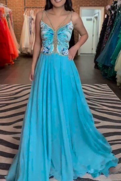 Blue Spaghetti Straps A-Line Beaded Chiffon Formal Dresses Elegant Backless Prom Dresses ED03535