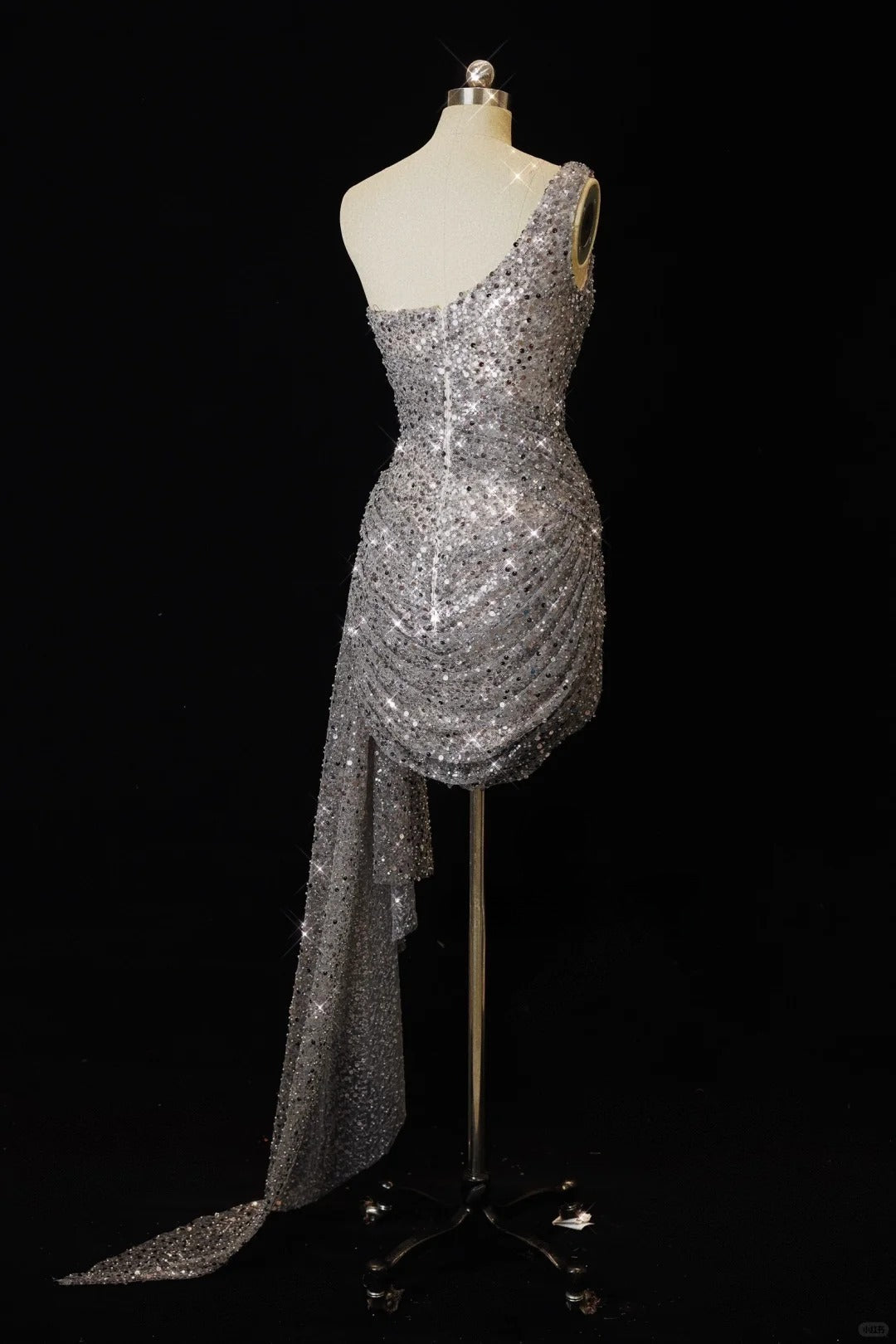 Sparkly Silver Bodycon One Shoulder Short Formal Dresses Sequin Birthday Outfits ED03549