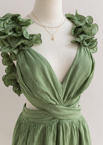 Stunning Green A-Line 8th Grade Homecoming Dress V Neck Backless Birthday Outfit Cute Cocktail Dress  ED03556