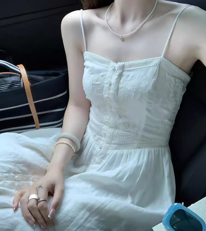 French style embroidered single-breasted button white suspender dress ED0365