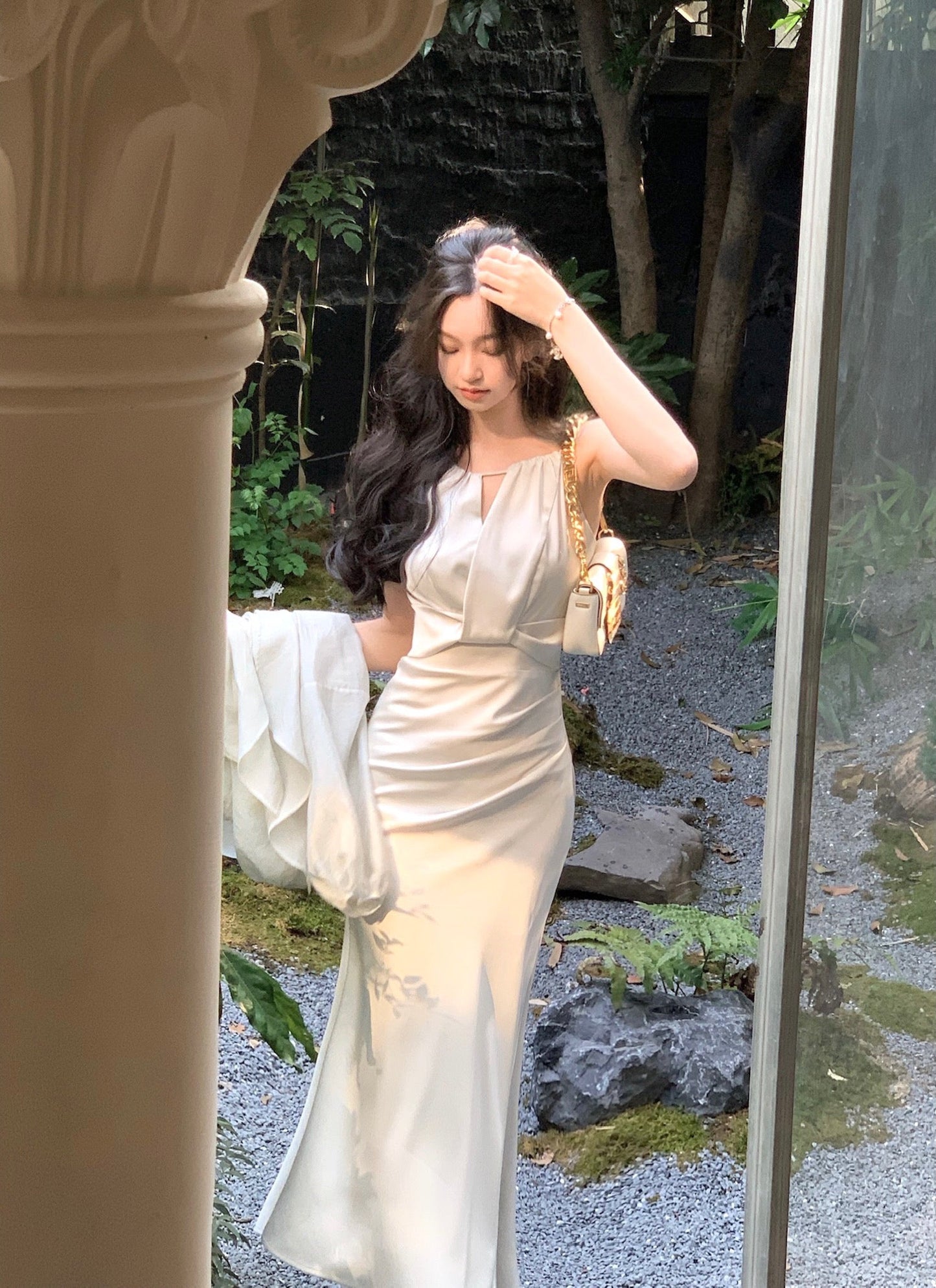 White Halter Neck Satin Sling Fishtail Dress ED0369