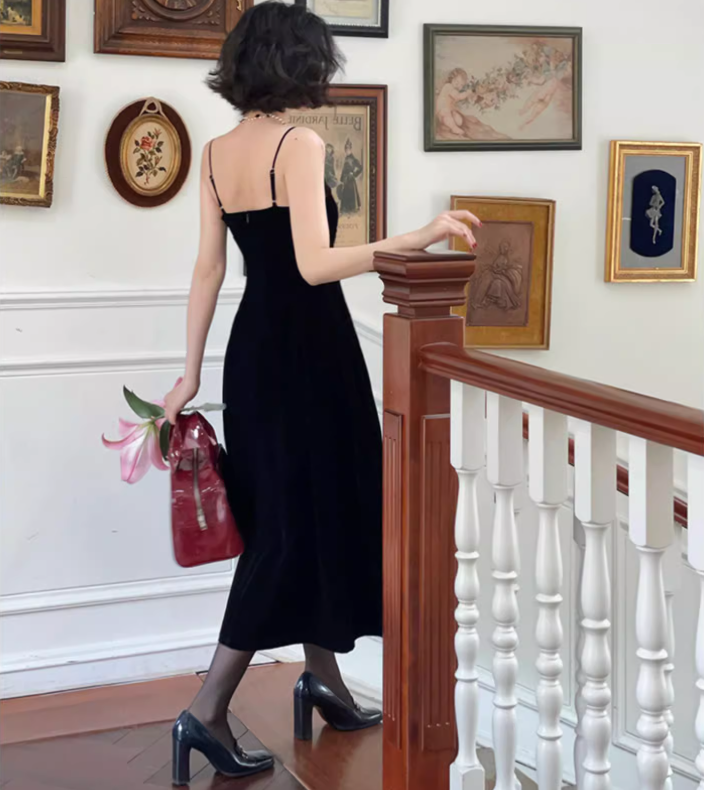 Hong Kong style retro red velvet suspender dress ED0423