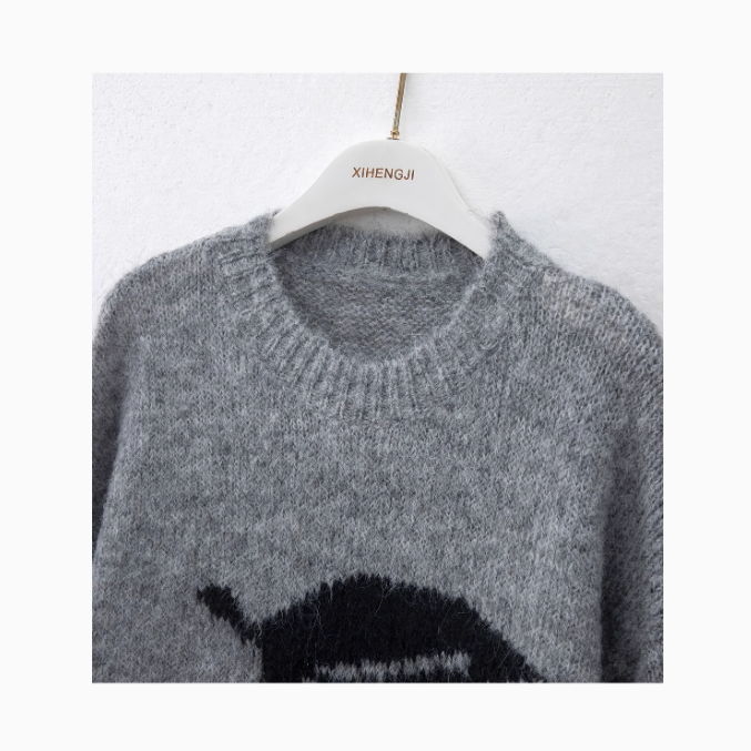 Mohair cherry embroidered crew neck sweater  ED0447