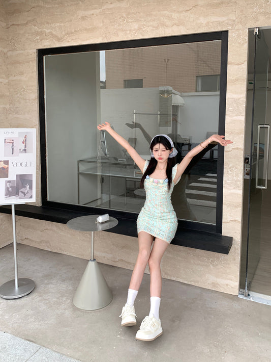 French tea break gentle floral small flying sleeve square neck dress ED0468