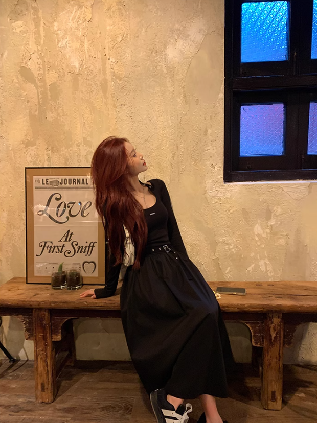 French halterneck long-sleeved knitted patchwork dress ED0520