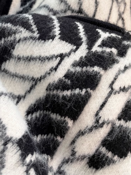 Retro soft V-neck mid-length cardigan sweater ED0534