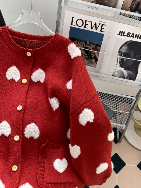 Cute Heart Jacquard Women's Knitted Long Sleeve Cardigan ED0536