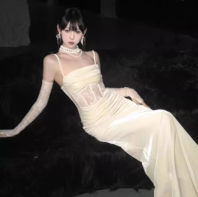 Christmas atmosphere herringbone sling lace splicing velvet long skirt ED0802