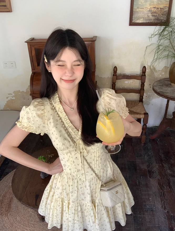 French V-neck puff sleeve floral dress ED0805