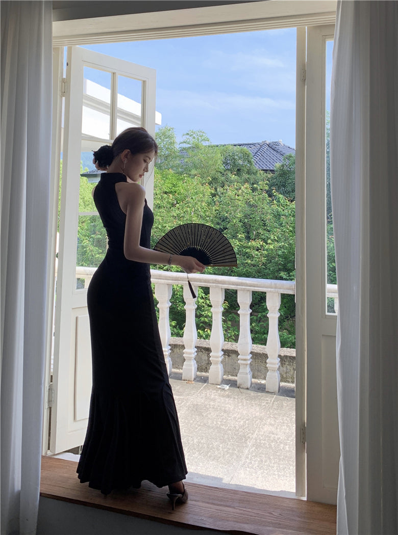 New Chinese style improved cheongsam buttoned halter neck fishtail skirt ED0806