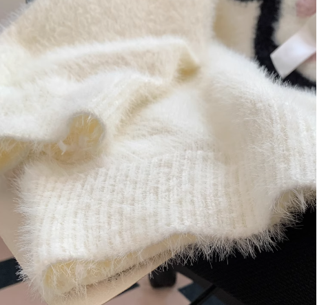 Cute Cat Loose V-Neck Long Sleeve Sweater ED0904