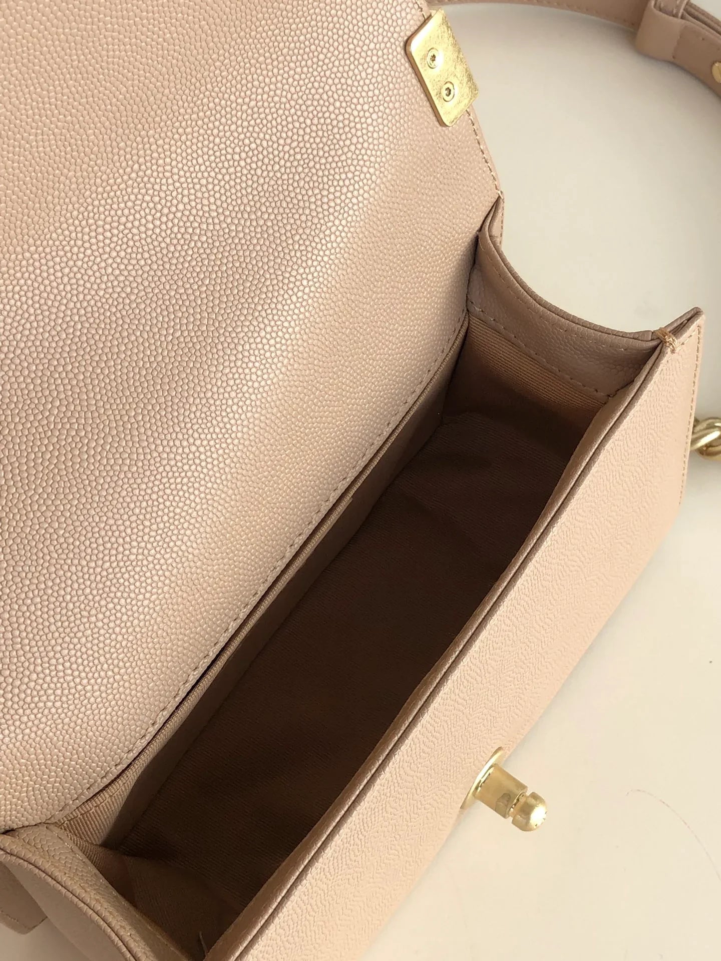 Chanel Boy Bag Caviar 20cm