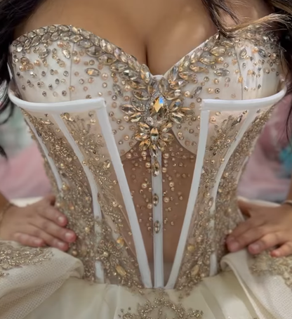 Champagne Sweetheart Neck Corset Rhinestone Tulle Ball Gown Sweet 16 Dress Quinceanera Dress SH2126