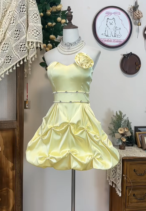 Sweet Yellow Satin Beaded Short Birthday Dress Strapless Homecoming Dress S333