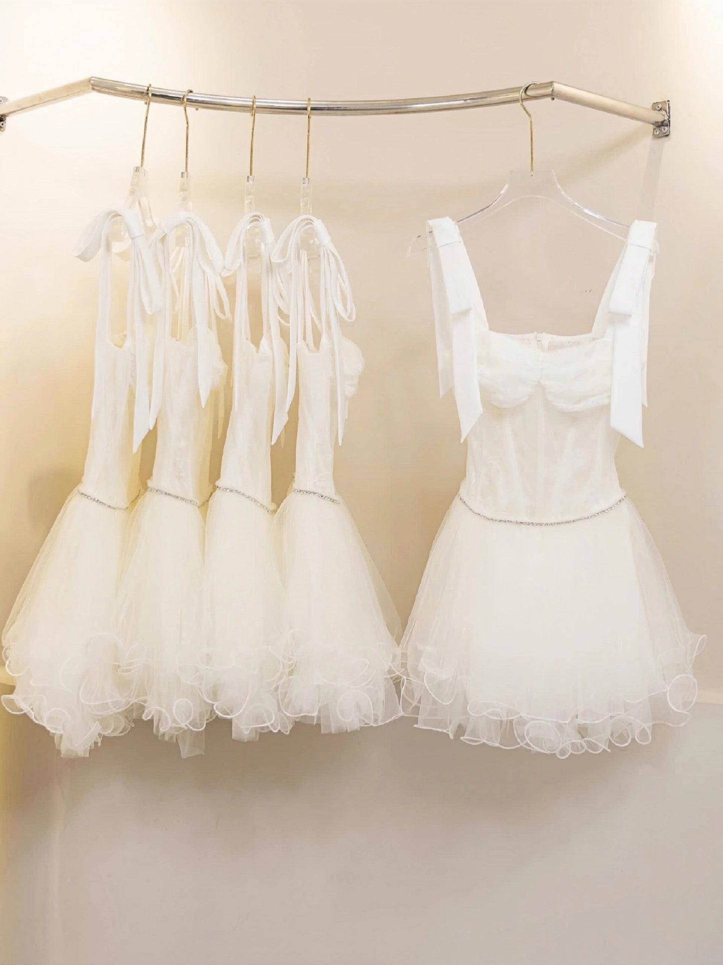 Cute A Line Straps Little Black Dress Party Dresses Short Formal Homecoming Dresses Night Chic Elegant Short Dresses Cocktail Dress 16th Birthday Outfits Tulle Hoco Dresses DH2770