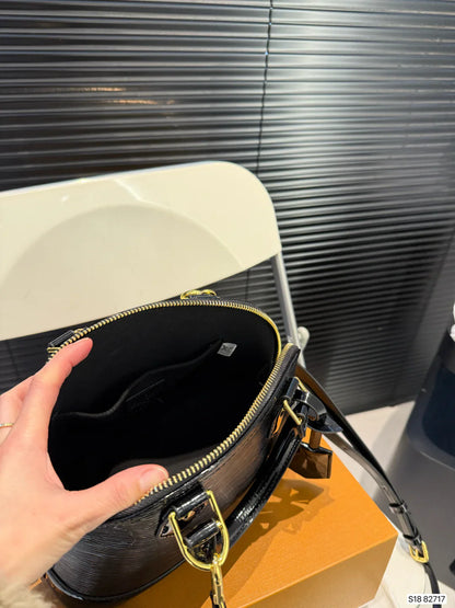 Louis Vuitton LV Black Tote Bag Water Wave Shell Bag 24x18cm