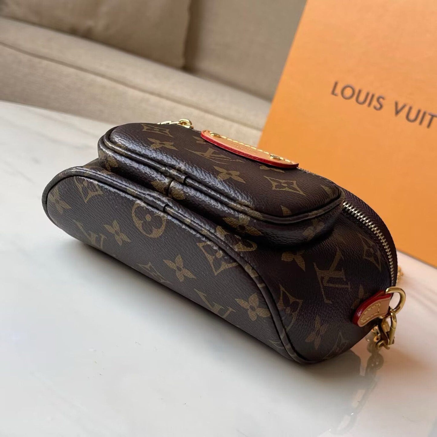 Louis Vuitton Mini Bumbag M83219