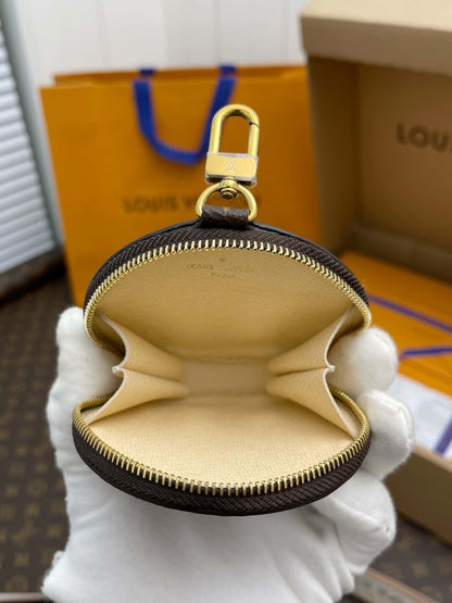 Louis Vuitton LV Neverfull Bag