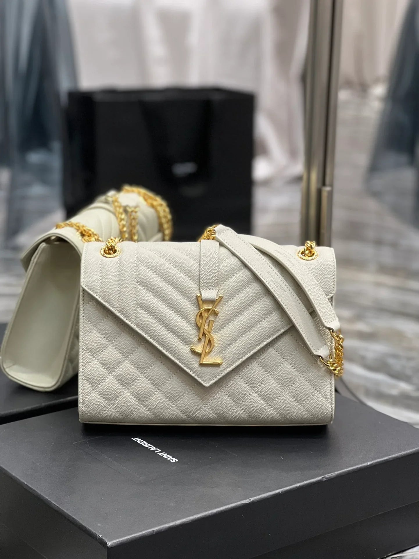 Ysl Envelope Bag Medium White 487206