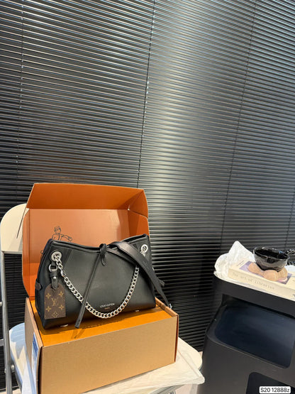 LV Louis Vuitton Carryall Crossbody Bag 26x18cm