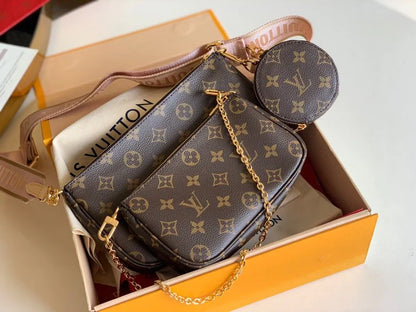 Multi Pochette Accessoires Monogram Pink | M44813